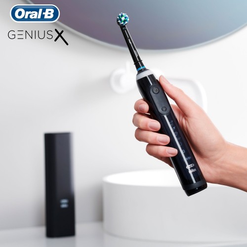 Электрическая зубная щетка Oral-B Genius X 20000N Black D706.515.6X