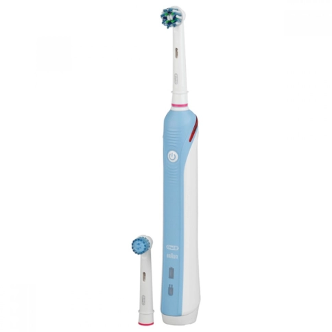 Электрическая зубная щетка Oral-B PRO 1100 D20.523.1 0