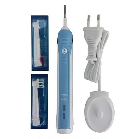 Электрическая зубная щетка Oral-B PRO 1100 D20.523.1 2