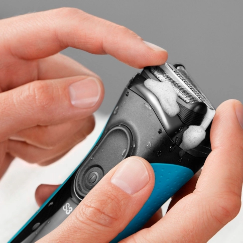 Электробритва Braun Series 3 ProSkin 3010s 3 Электробритва Braun Series 3 ProSkin 3010s 3