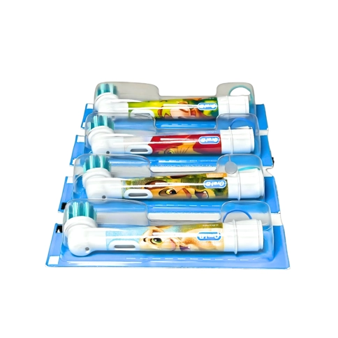 Детская насадка Oral-B "Король Лев" (4 шт) 9 Детская насадка Oral-B "Король Лев" (4 шт) 9