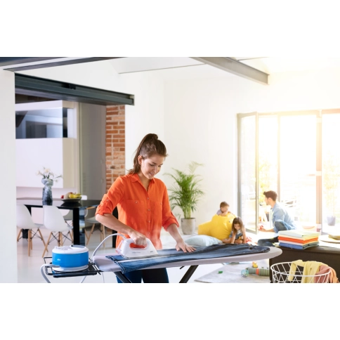 Парогенератор Braun CareStyle Compact IS2043 3