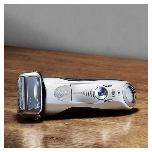 Электробритва Braun Series 7 7893s + Электрическая зубная щетка Oral-B PRO 500 CrossAction D16.513.U 2