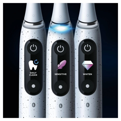 Электрическая зубная щетка Oral-B iO 10 Stardust White 9
