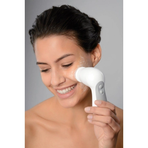 Эпилятор Braun Silk-epil 7 SkinSpa 7-979 + щеточка для лица 5 Эпилятор Braun Silk-epil 7 SkinSpa 7-979 + щеточка для лица 5