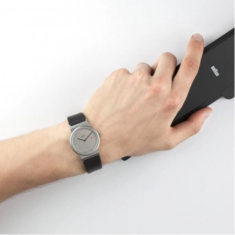 Часы Braun AW50 7