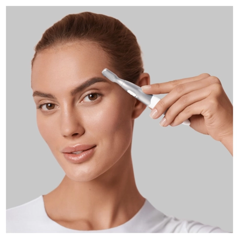 Триммер Braun FG1106 White для бровей 4