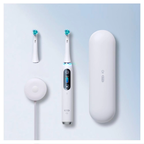 Электрическая зубная щетка Oral-B iO 9 White Alabaster, с дорожным футляром 1