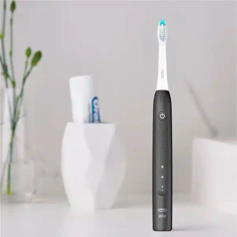 Электрическая зубная щетка Oral-B Pulsonic Slim Clean 2000 Black 4 Электрическая зубная щетка Oral-B Pulsonic Slim Clean 2000 Black 4
