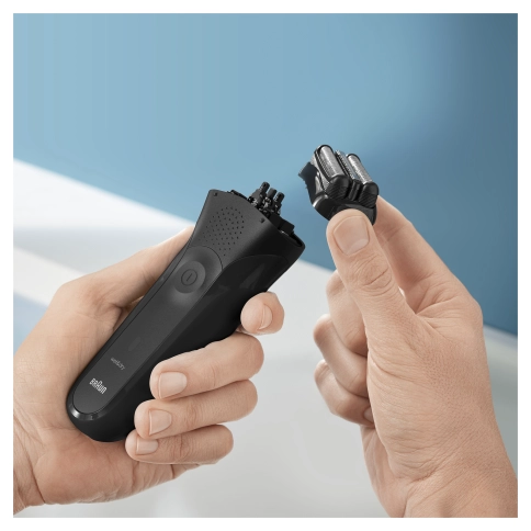 Электробритва Braun Series 3 300ts Black + футляр + несессер 2