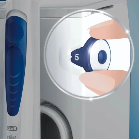 Зубной центр Oral-B Ирригатор OxyJet + Электрическая зубная щетка iO 4 2 Зубной центр Oral-B Ирригатор OxyJet + Электрическая зубная щетка iO 4 2