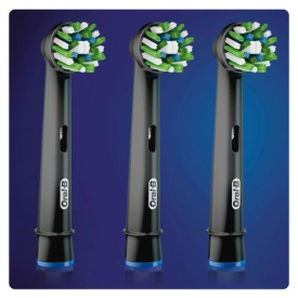 Oral-B CrossAction для эффективной чистки (3 шт) черная