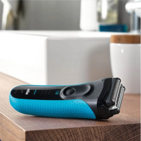 Электробритва Braun Series 3 ProSkin 3045s с тканевым футляром (уценка) 4