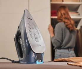 Паровой утюг или обычный: что выбрать?
