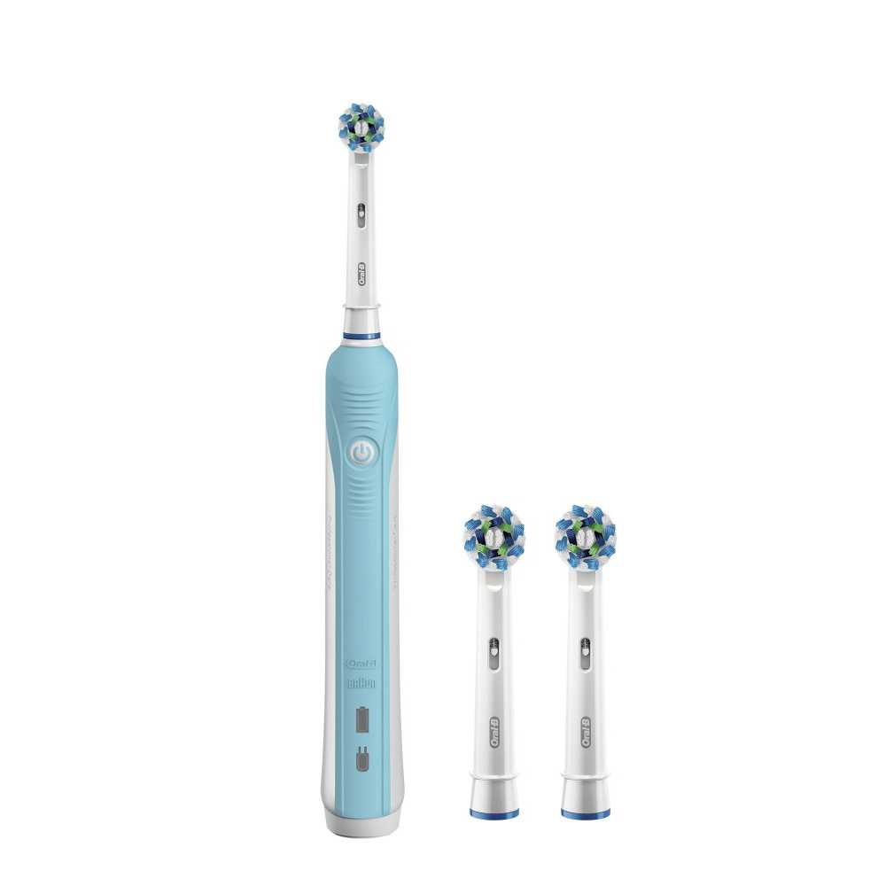 

Электрическая зубная щетка Oral-B PRO 500 + 2 насадки CrossAction EB 50